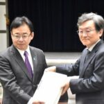 レス2番のリンク先のサムネイル画像